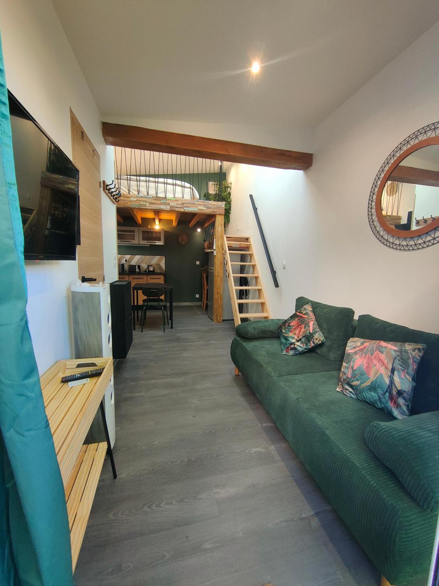 Villa Tiny House Avec Jardin Et Acces Piscine Chauffee Saint-Médard-en-Jalles Esterno foto