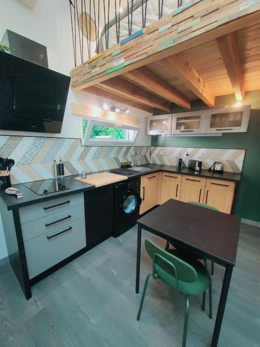 Villa Tiny House Avec Jardin Et Acces Piscine Chauffee Saint-Médard-en-Jalles Esterno foto